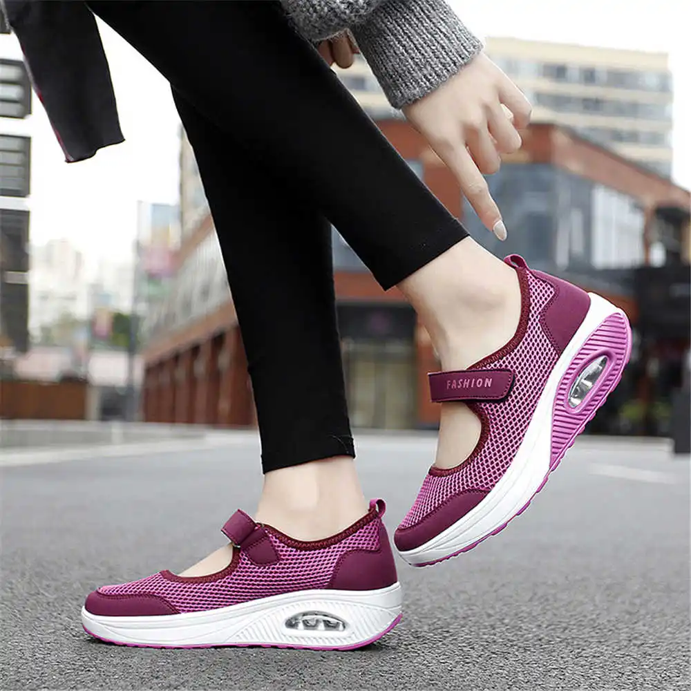 36-41 Demi-season Colored Snea - огляд і ціна Wedding Supply Superstore